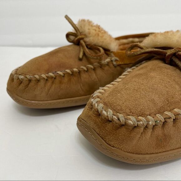L.L Bean Men’s Wicked Good Leather Sheep Wool Lined Moccasin Slippers - Picture 2 of 15